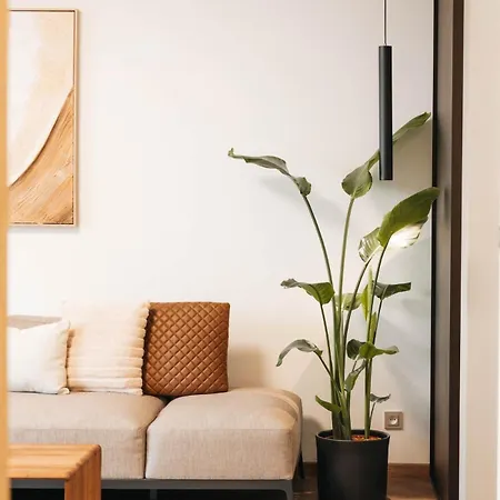 In Old Town, Apartment